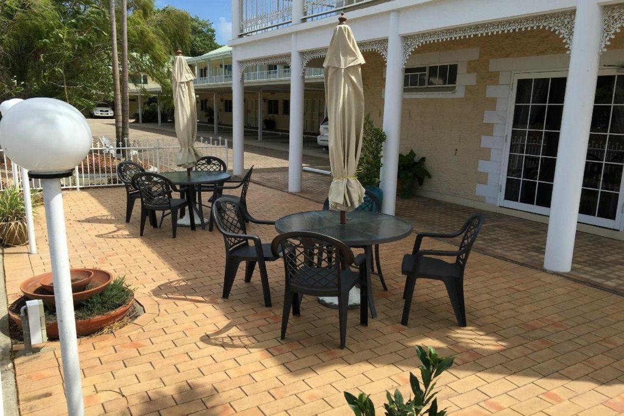 White Lace Motor Inn Mackay Exterior photo